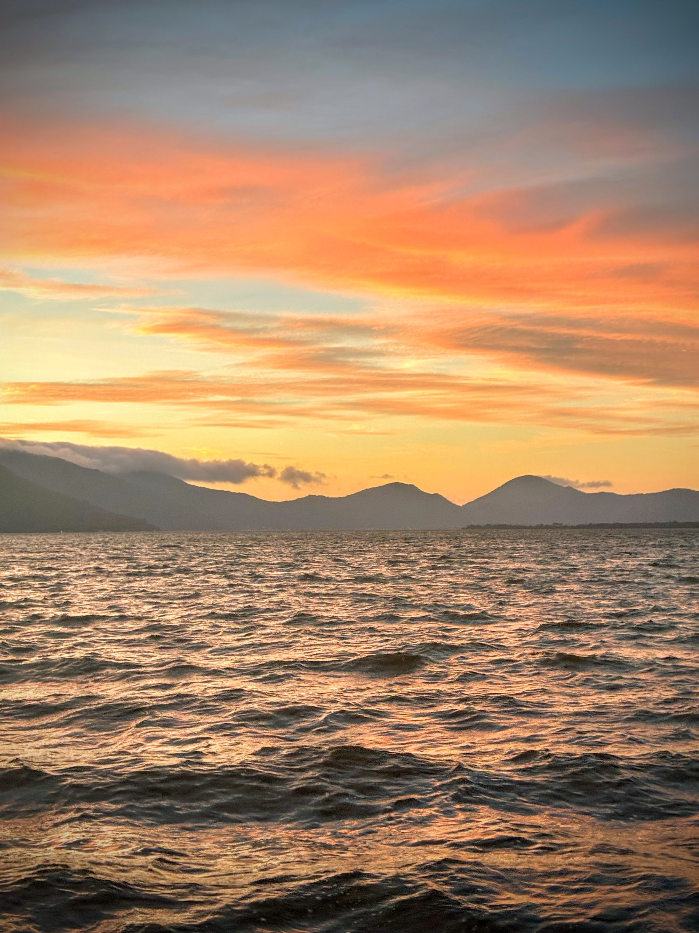 Pôr do sol na Lagoa da Conceição